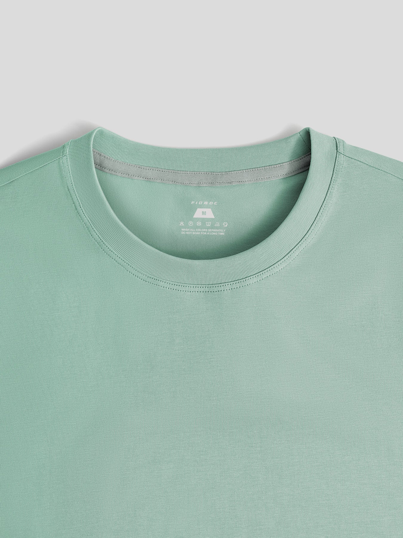 StaySmooth Long Sleeve Curve Hem Tee:Classic Fit