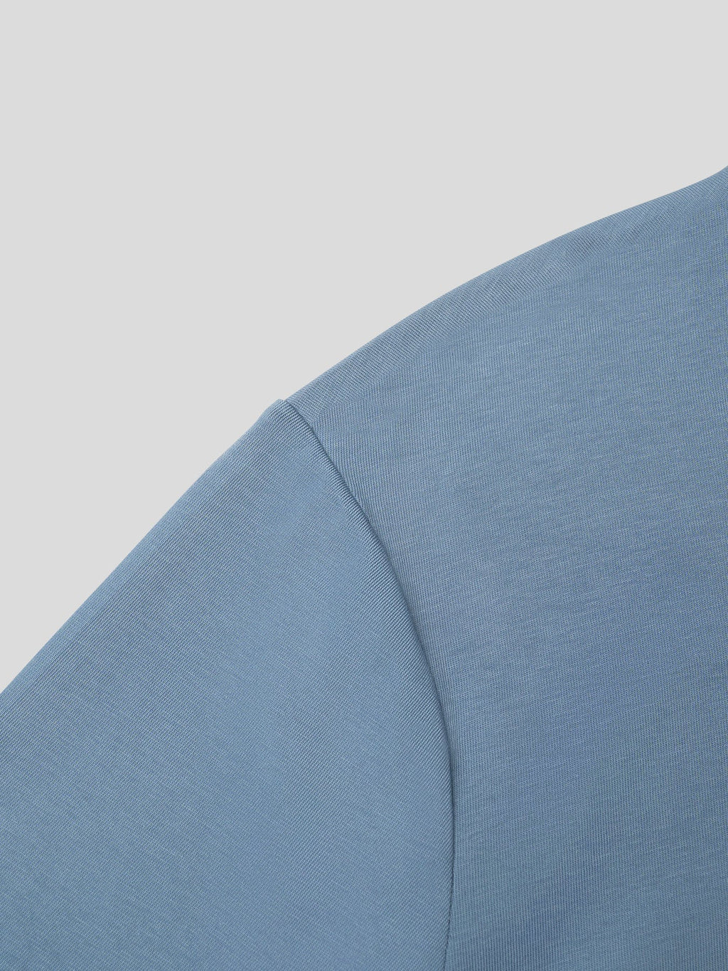 StaySmooth Long Sleeve Elongated Tee:Classic Fit