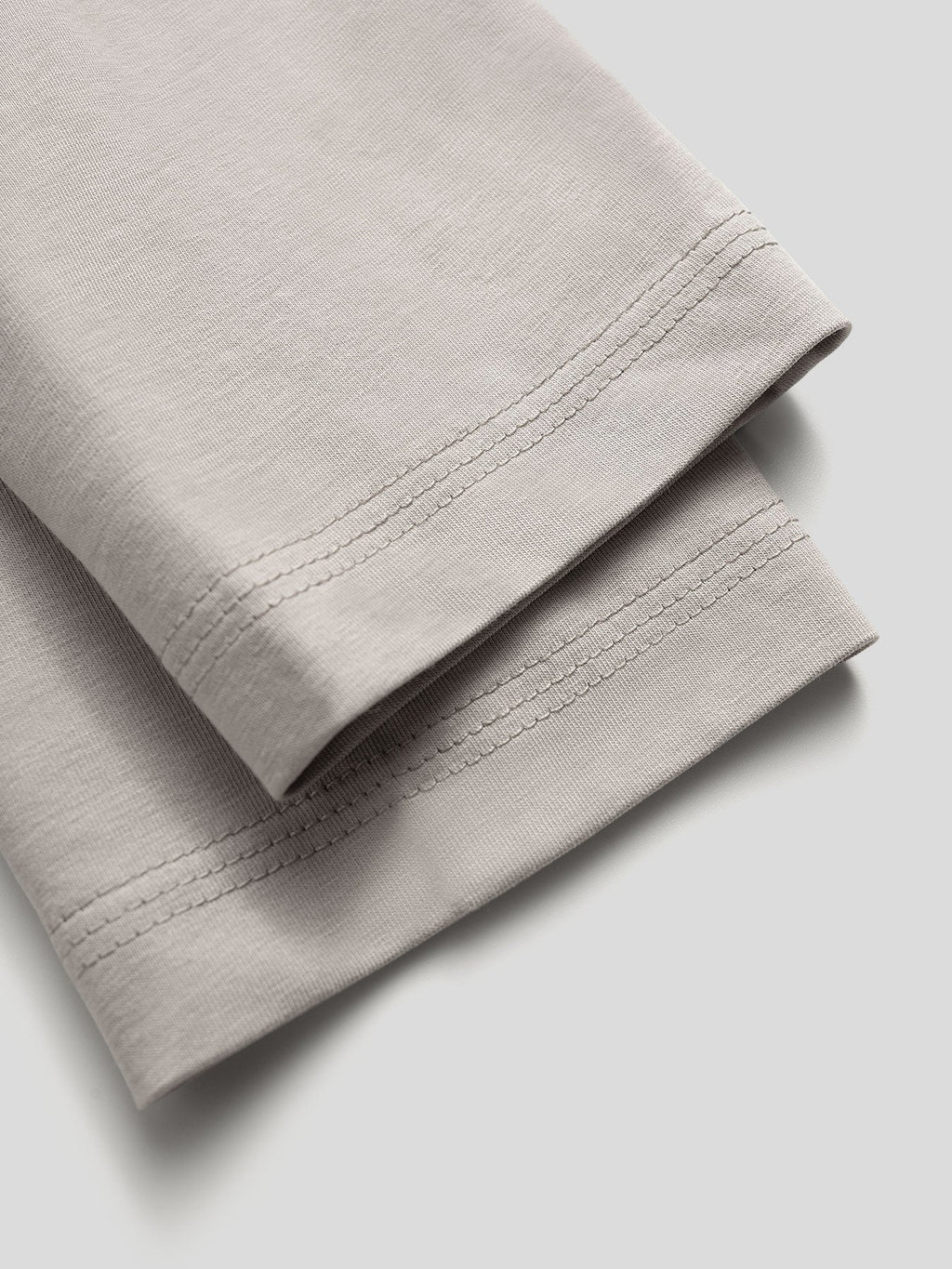 StaySmooth Long Sleeve Curve Hem Tee: Slim Fit