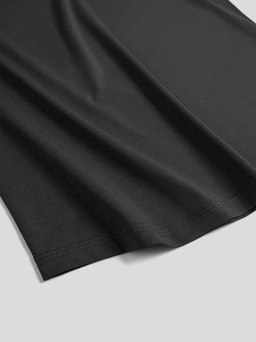 StaySmooth Long Sleeve Curve Hem Tee: Slim Fit
