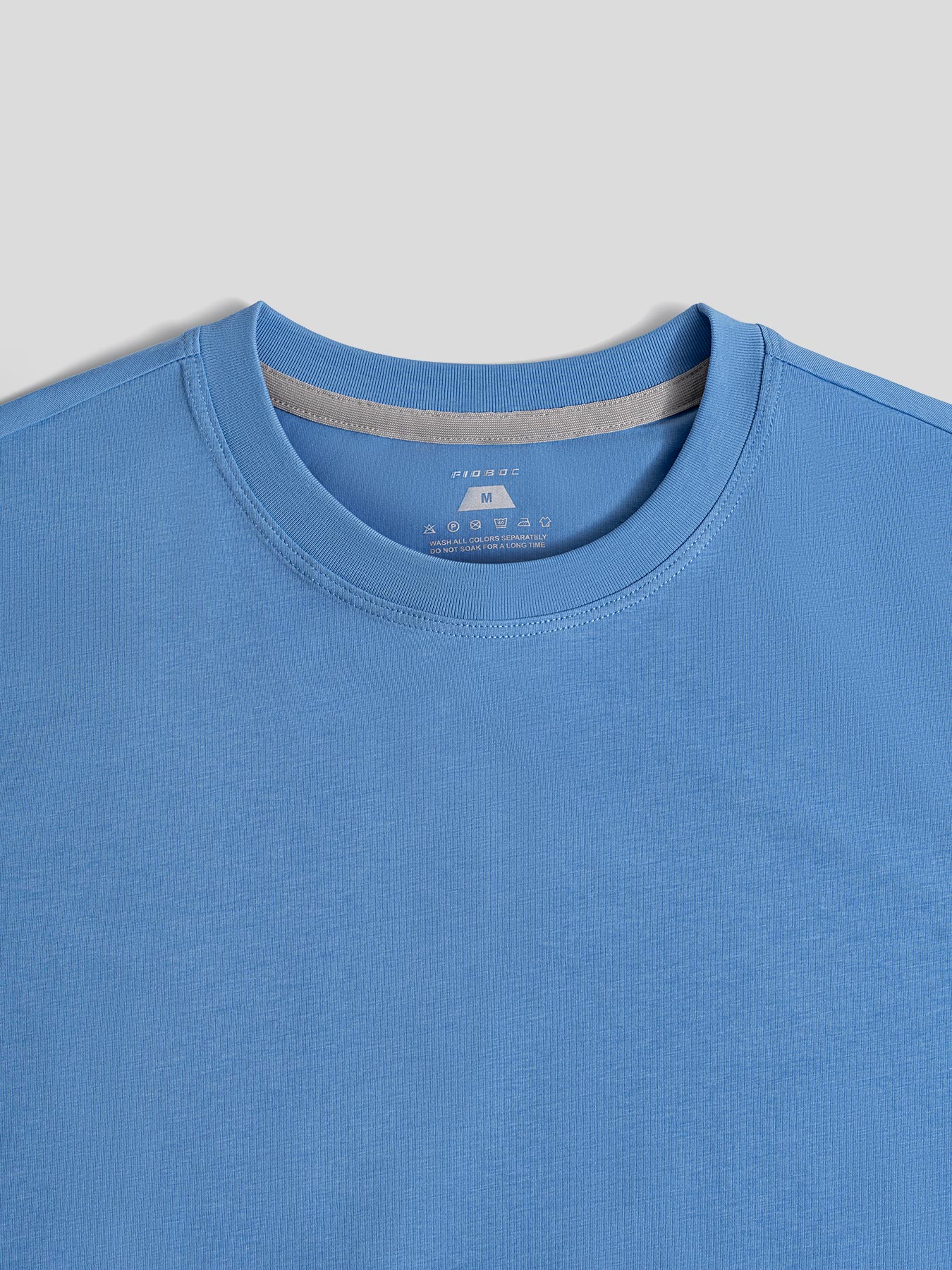 StaySmooth Long Sleeve Curve Hem Tee: Slim Fit