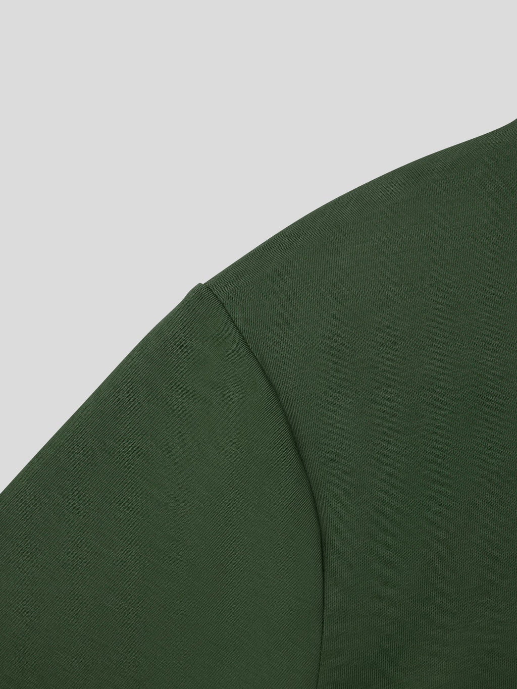 StaySmooth Long Sleeve Curve Hem Tee:Classic Fit