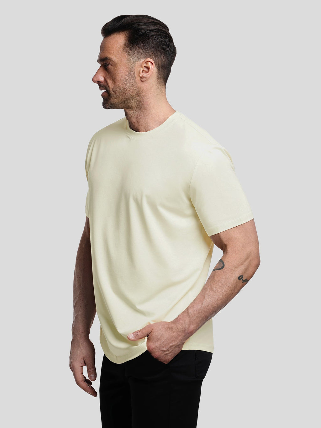 StayCool 2.0 Curve-Hem Tee: Slim-Fit