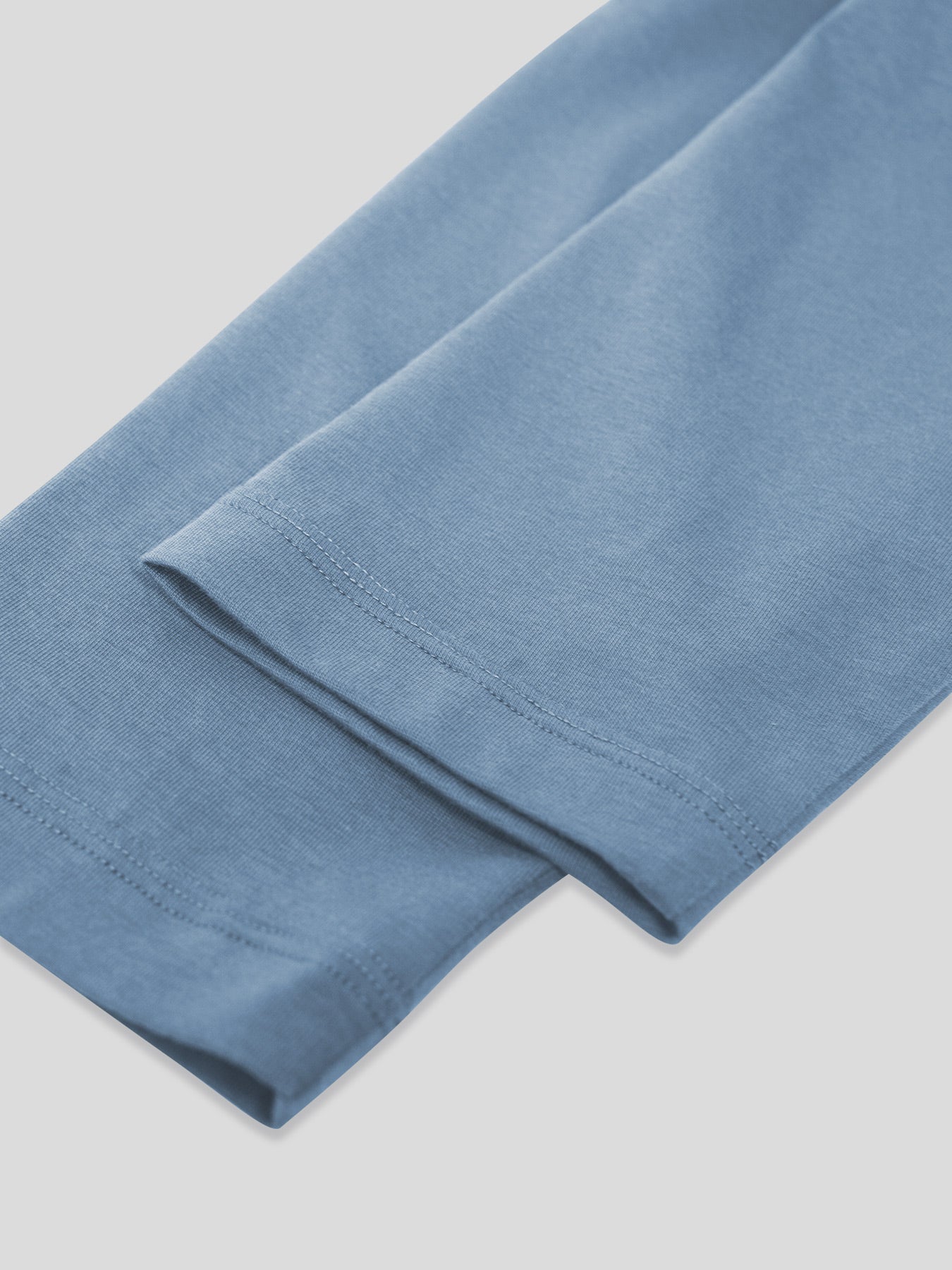 StaySmooth Long Sleeve Elongated Tee:Classic Fit