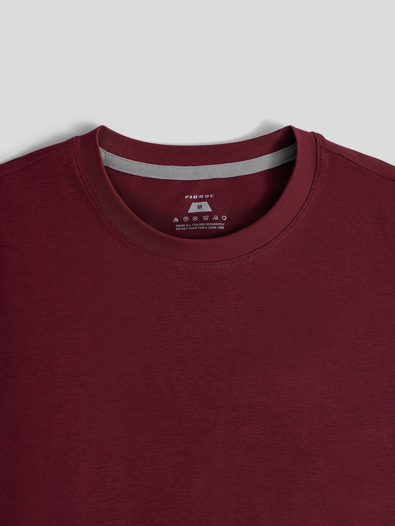 StaySmooth Long Sleeve Curve Hem Tee: Slim Fit